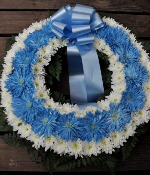 Round Wreath, Blue & White